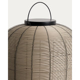 Tragbare LED-Tischlampe Saranella aus hellgrauem synthetischem Rattan von Kave Home – Bild 11