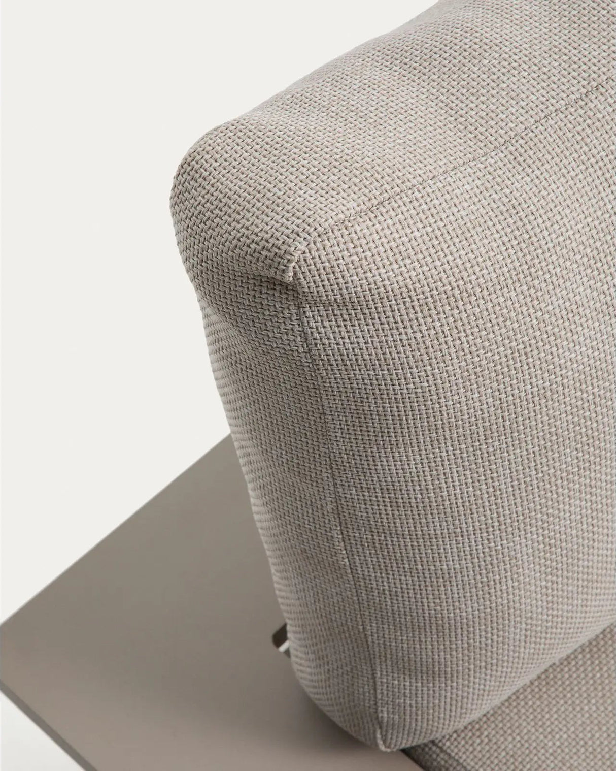 Vathi 3-Sitzer-Sofa aus Aluminium mit linker Chaiselongue in Taupe 250 x 159 cm von Kave Home – Bild 7