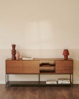 Vedrana Sideboard 3 Türen aus Nussholzfurnier und Stahlbeine in Schwarz 195 x 80 cm von Kave Home – Produktbild 6
