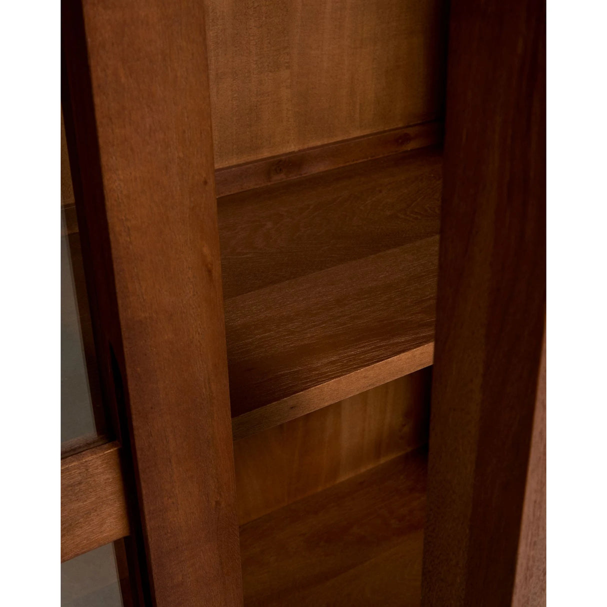 Vitrine Norani aus massivem Akazienholz und Akazienfurnier 110 x 185 cm von Kave Home – Bild 6