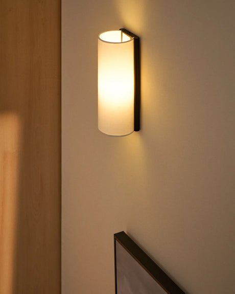 Wandleuchte Umbran aus dunkelbraunem Kautschukholz und Leinen in Beige von Kave Home – Bild 2