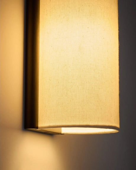 Wandleuchte Umbran aus dunkelbraunem Kautschukholz und Leinen in Beige von Kave Home – Bild 4