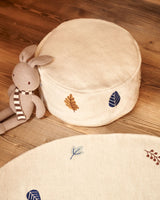 Yanil Pouf aus 100% Baumwolle weiß mit bunten Blättern bestickt Ø 40 cm von Kave Home – Bild 2