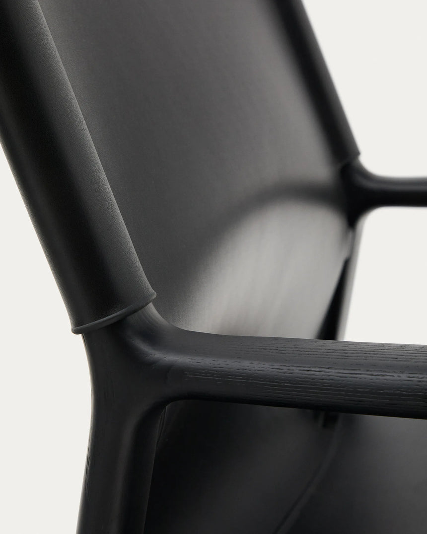 Sessel Jan aus recycelten Lederfasern in Schwarz und massivem Eschenholz FSC 100 % mit schwarzem Finish – Bild 12