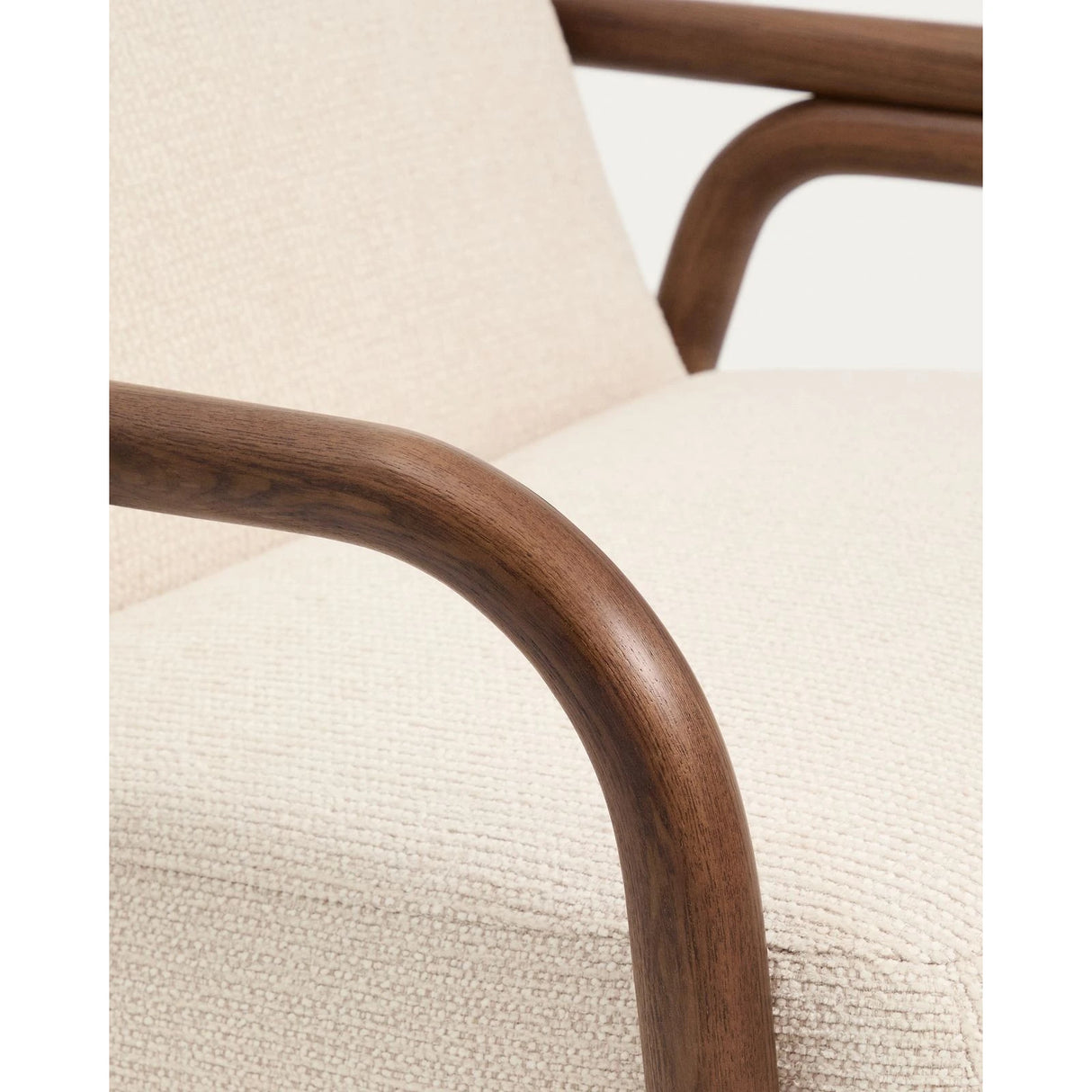 Sessel Sylo aus beiger Chenille und massivem Eschenholz mit nussbaumfarbenem Finish, FSC 100 % – Bild 16