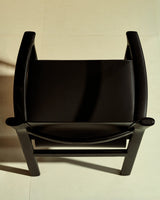 Stuhl Jan aus recycelten Lederfasern in Schwarz und massivem Eschenholz FSC 100 % mit schwarzem Finish – Bild 5