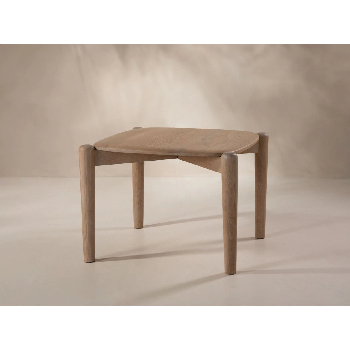 Aires Couchtisch aus Eichenholz 60x60x45 cm von Micadoni – Produktbild 4