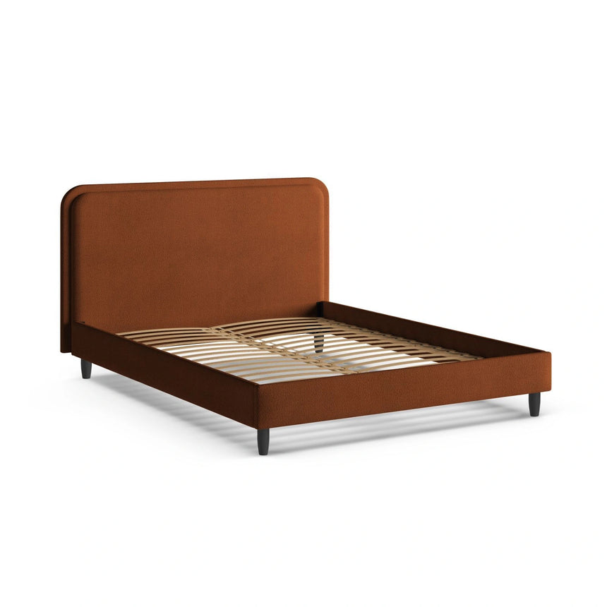 Aveline Bett mit Kopfteil aus Boucle in Terrakotta (Baloo 2078), 180x200 cm von Micadoni – Bild 6