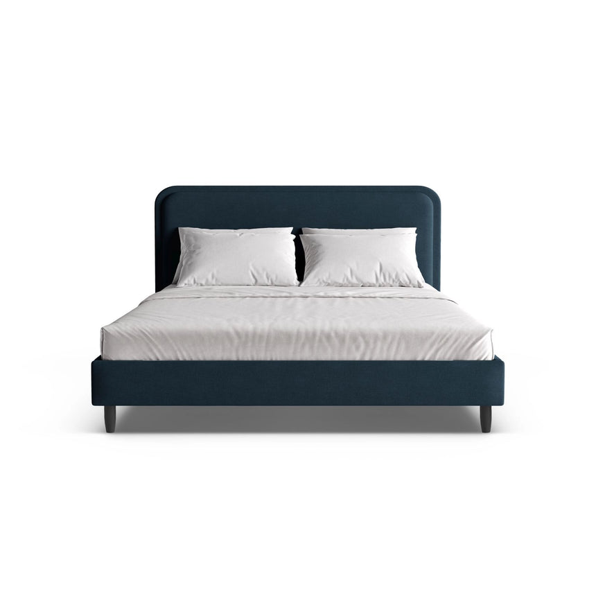 Aveline Bett mit Kopfteil aus Strukturierter Stoff in Satinblau (Wind 73), 200x200 cm von Micadoni – Bild 5