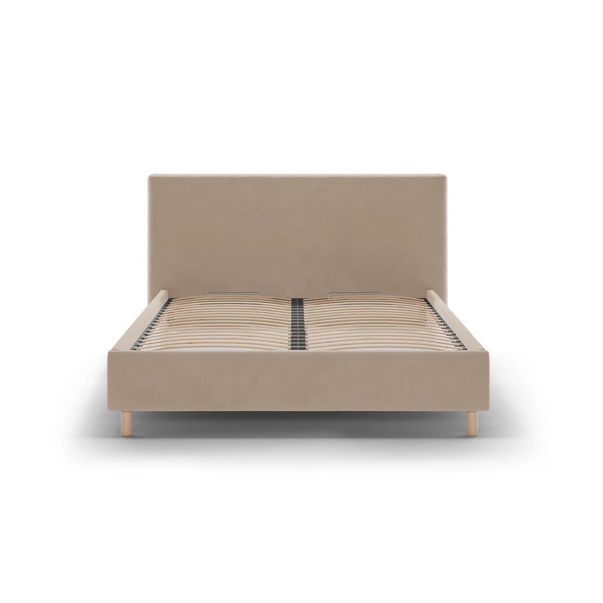 Eloise Bett mit Kopfteil und Stauraum aus Samt in Mandelbeige (Magic Velvet 2282), 140x200 cm von Micadoni – Bild 3