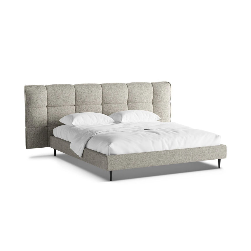 Eric Bett mit Kopfteil aus Strukturierter Stoff in Beige Melange (Puente 06), 200x200 cm von Micadoni – Bild 1