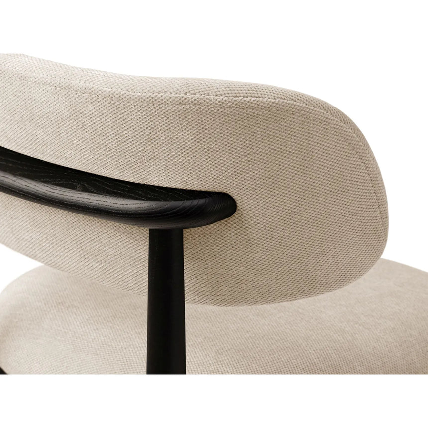 Evan Essstuhl, Gestell in Schwarz, aus Chenille (Reb25) in Beige von Micadoni – Bild 5