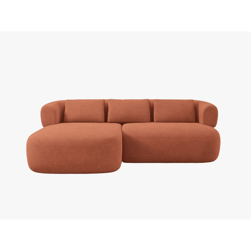 Jenny 5-Sitzer Ecksofa, Linke Seite, aus Boucle in Brick (Now or Never 54), 200x145 cm von Micadoni – Bild 1