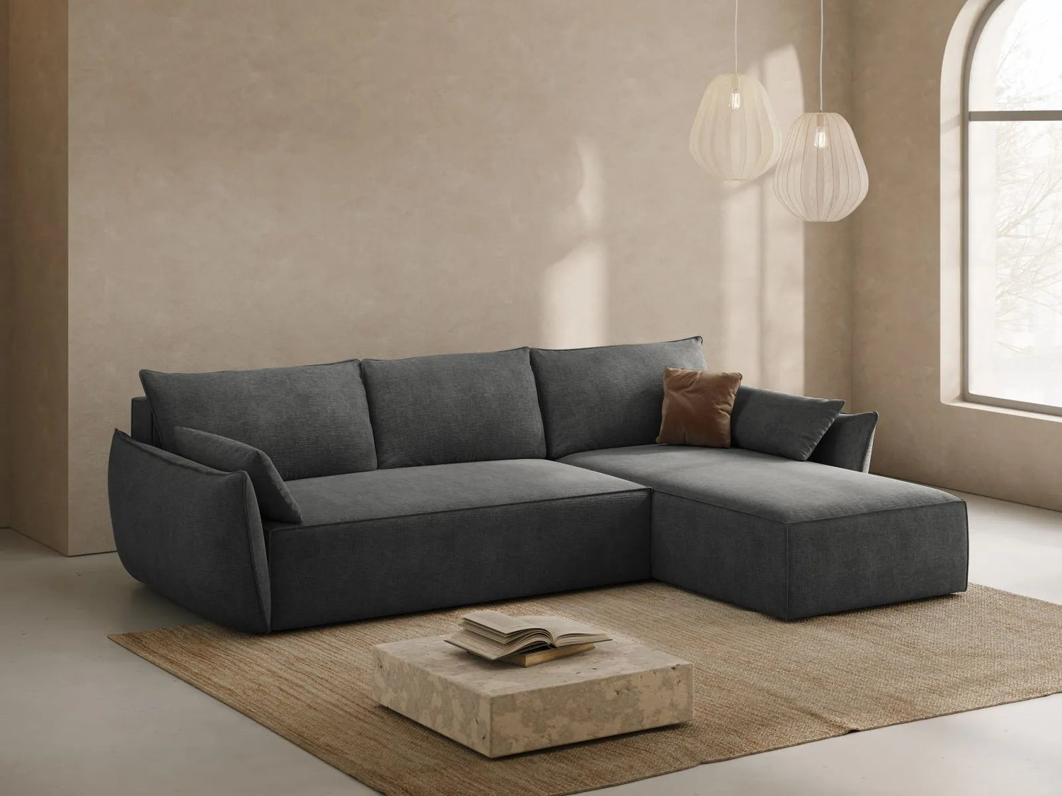 Kaelle 4-Sitzer Ecksofa mit Schlaffunktion und Bettkasten, Rechte Seite, aus Chenille in Dunkelgrau (Over The Horizon 97), 252x165 cm von Micadoni – Bild 2