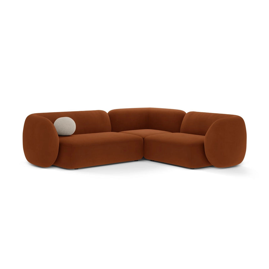 Kate 4-Sitzer Ecksofa, Rechte Seite, aus Samt in Terrakotta (Salvador 14), 252x220 cm von Micadoni – Bild 1