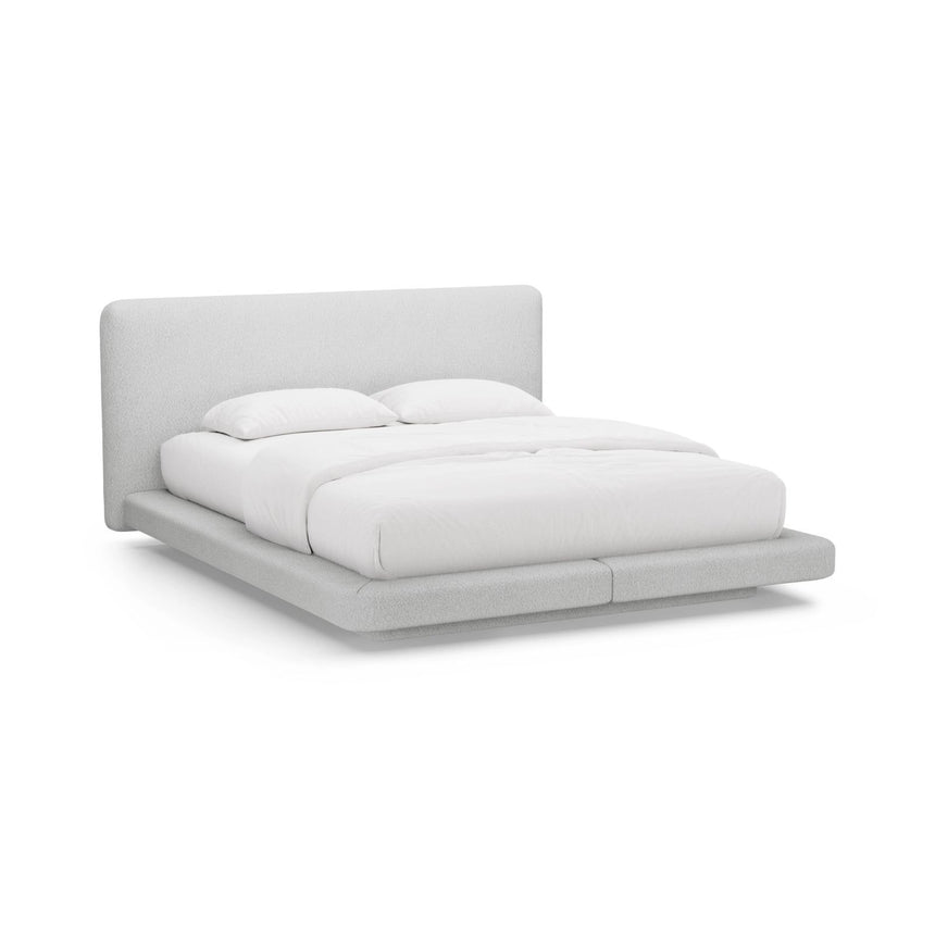 Linea Bett mit Kopfteil aus Boucle in Hellgrau (Baloo 2085), 160x200 cm von Micadoni – Bild 1