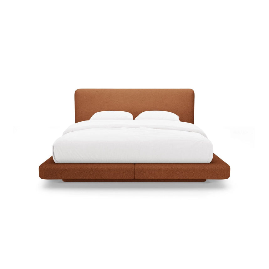 Linea Bett mit Kopfteil aus Boucle in Terrakotta (Baloo 2078), 200x200 cm von Micadoni – Bild 5