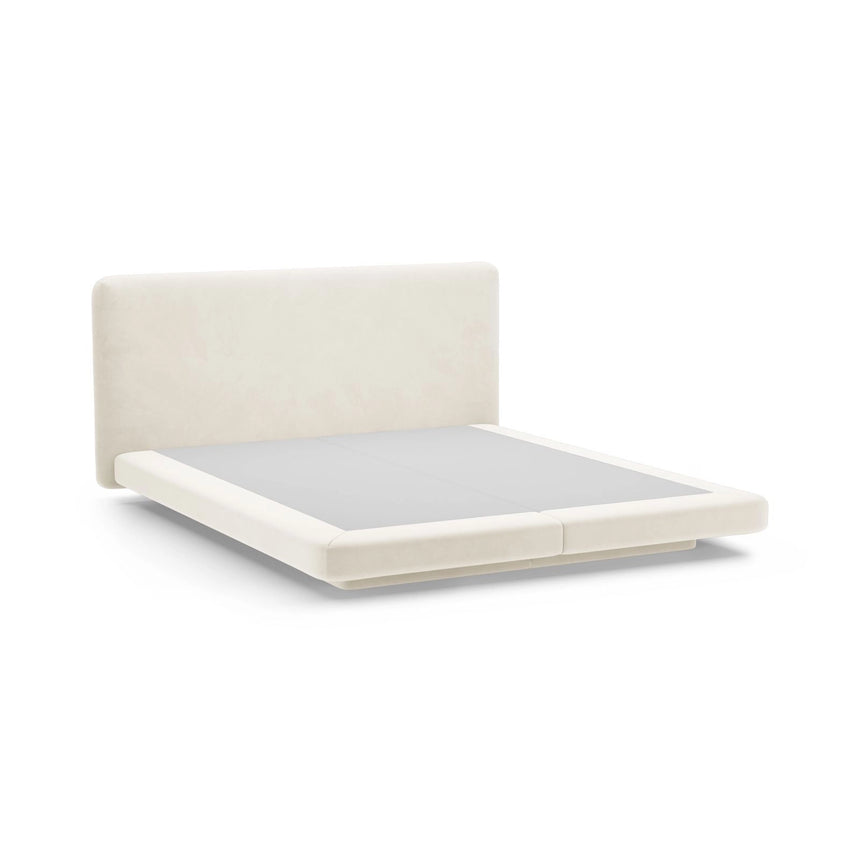 Linea Bett mit Kopfteil aus Samt in Elfenbein (Magic Velvet 2256), 200x200 cm von Micadoni – Bild 6