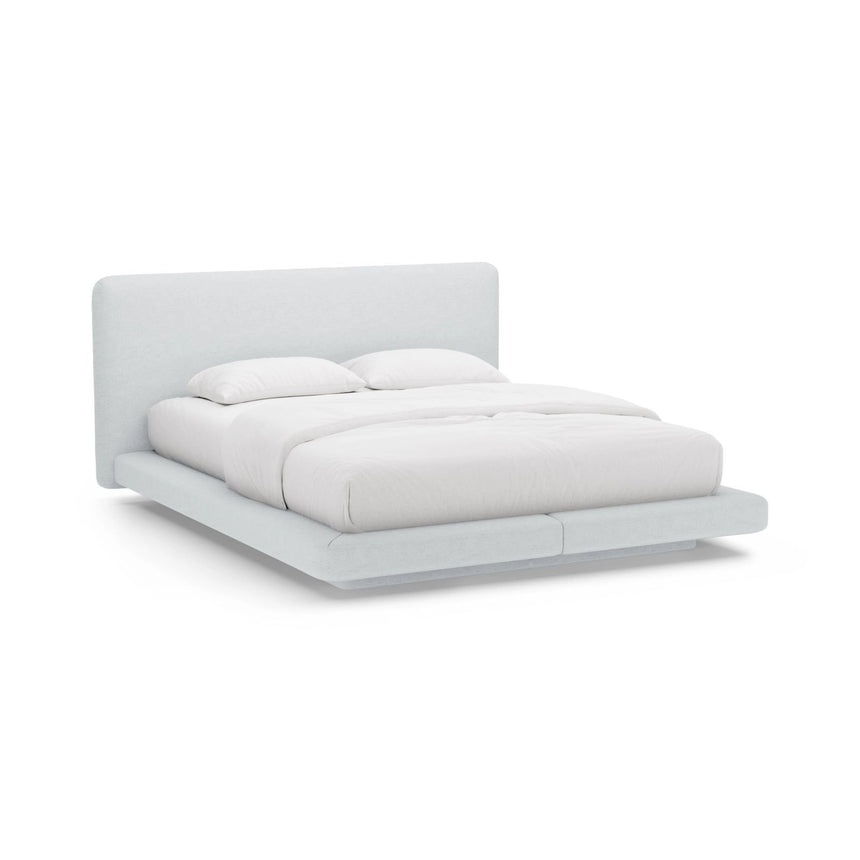 Linea Bett mit Kopfteil aus Strukturierter Stoff in Hellgrau (Moly 70), 180x200 cm von Micadoni – Bild 1