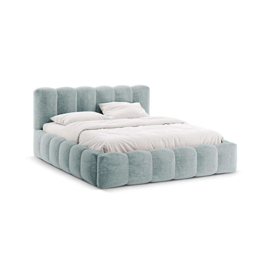 Lupine Bett mit Kopfteil und Stauraum aus Chenille in Hellblau (Perfect Harmony 72), 140x200 cm von Micadoni – Bild 1