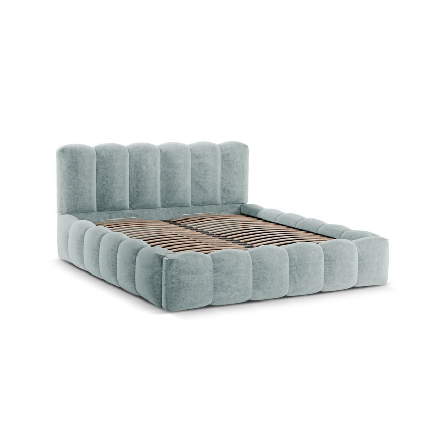 Lupine Bett mit Kopfteil und Stauraum aus Chenille in Hellblau (Perfect Harmony 72), 160x200 cm von Micadoni – Bild 4