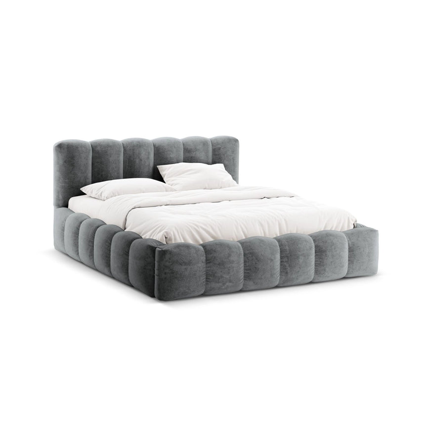 Lupine Bett mit Kopfteil und Stauraum aus Chenille in Platin (Loris 97), 140x200 cm von Micadoni – Bild 1