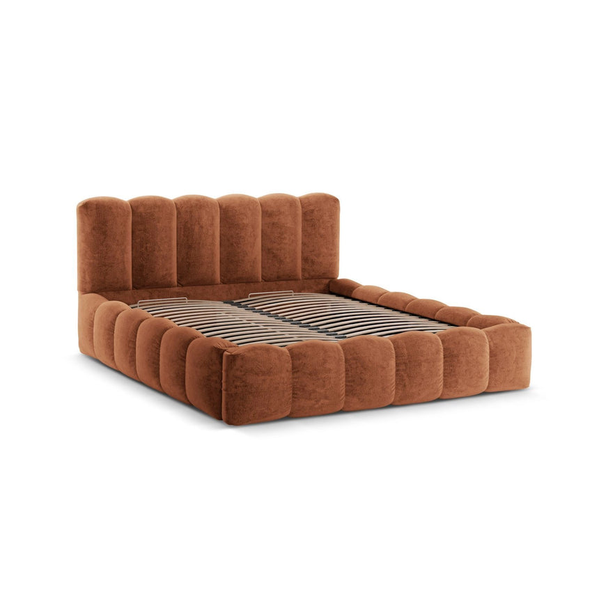 Lupine Bett mit Kopfteil und Stauraum aus Chenille in Terrakotta (Perfect Harmony 52), 140x200 cm von Micadoni – Bild 4