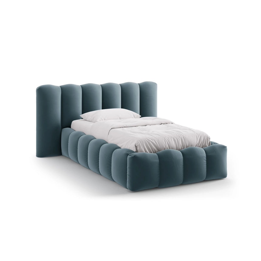 Lupine Bett mit Kopfteil und Stauraum aus Samt in Blau (Paris Dark Blue), 90x200 cm von Micadoni – Bild 1