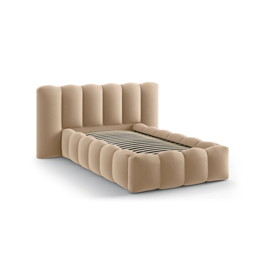 Lupine Bett mit Kopfteil und Stauraum aus Samt in Sand (Paris Lion), 90x200 cm von Micadoni – Bild 6