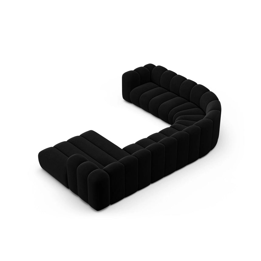 Lupine Modulares 6-Sitzer Panoramasofa, Linke Seite, aus Samt in Schwarz (Salvador 19), 370x280 cm von Micadoni – Bild 4