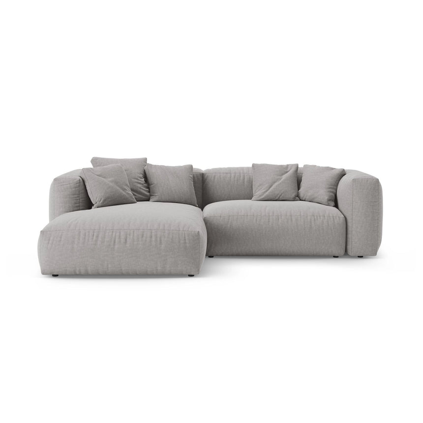 Martina 4-Sitzer Ecksofa mit Schlaffunktion, Linke Seite, aus Strukturierter Stoff in Hellgrau (Boston Light Grey), 280x170 cm von Micadoni – Bild 1