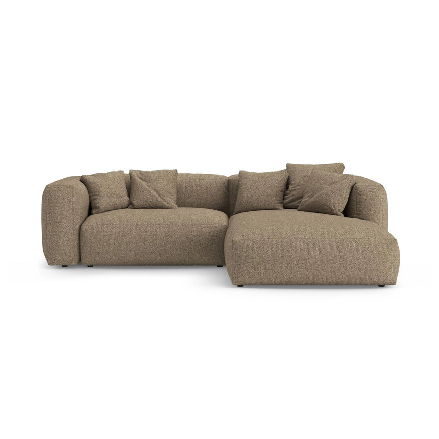 Martina 4-Sitzer Ecksofa mit Schlaffunktion, Rechte Seite, aus Boucle in Cappuccino (Monet Cappucino), 280x170 cm von Micadoni – Bild 1