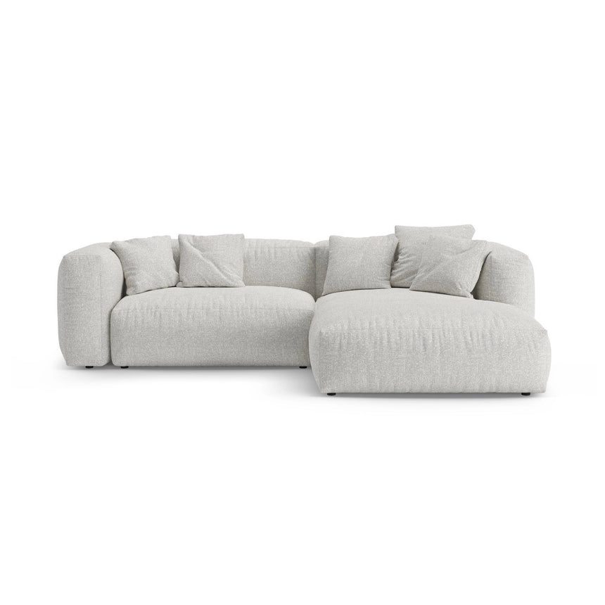 Martina 4-Sitzer Ecksofa mit Schlaffunktion, Rechte Seite, aus Boucle in Grey Beige Melange (Monet Pearl), 280x170 cm von Micadoni – Bild 1