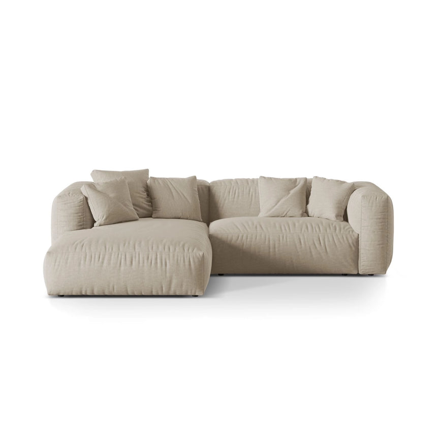 Martina modulares Ecksofa, Linke Seite, Sitztiefe 76 cm, aus Strukturierter Stoff in Leichtes Beige (Boston Toffee), 280x176 cm von Micadoni – Bild 1