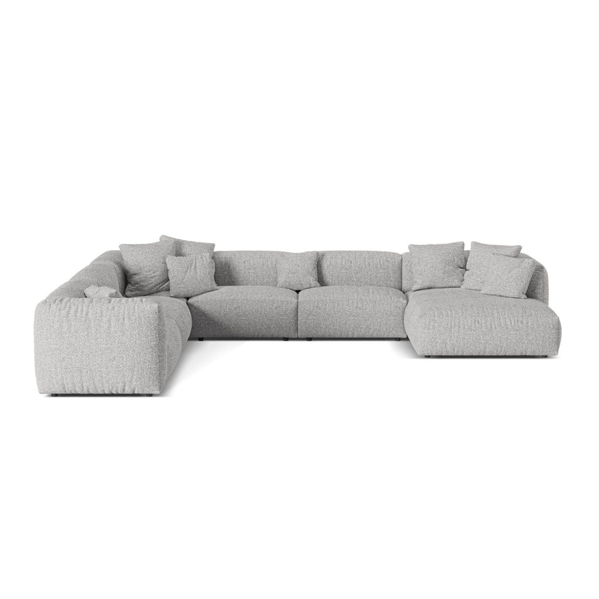 Martina modulares Panoramasofa, Linke Seite, Sitztiefe 76 cm, aus Boucle in Silber (Monet Silver), 406x316 cm von Micadoni – Bild 1