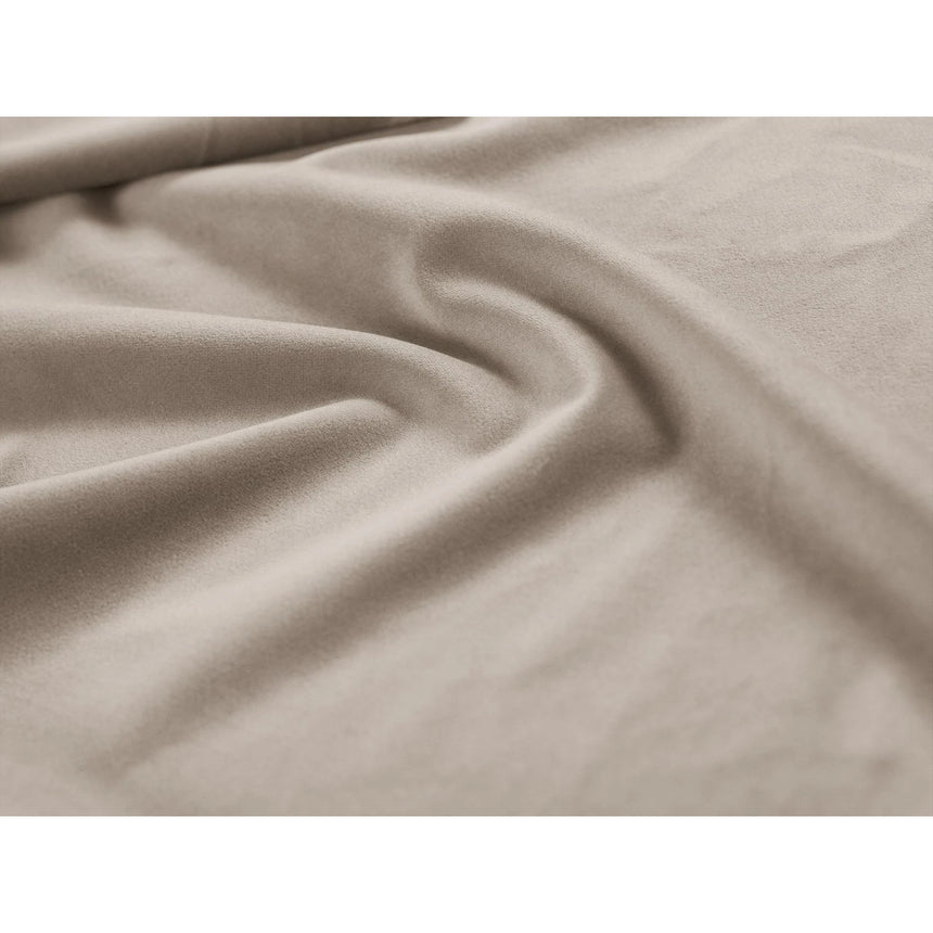 Molino Modulares 6-Sitzer Panoramasofa, Rechte Seite, aus Samt in Leichtes Beige (Casino Pearl), 326x252 cm von Micadoni – Bild 4