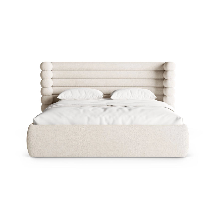 Mount Bett mit Kopfteil und Stauraum aus Boucle in Leichtes Beige (CORAL 65), 200x200 cm von Micadoni – Bild 5