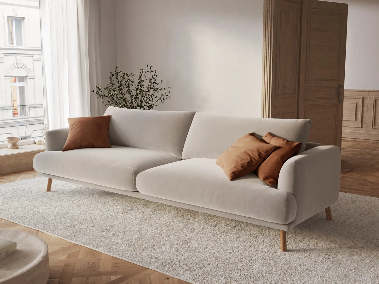 Naomi 4-Sitzer Sofa aus Samt in Beige (Salvador 1), 230x95 cm von Micadoni – Bild 2