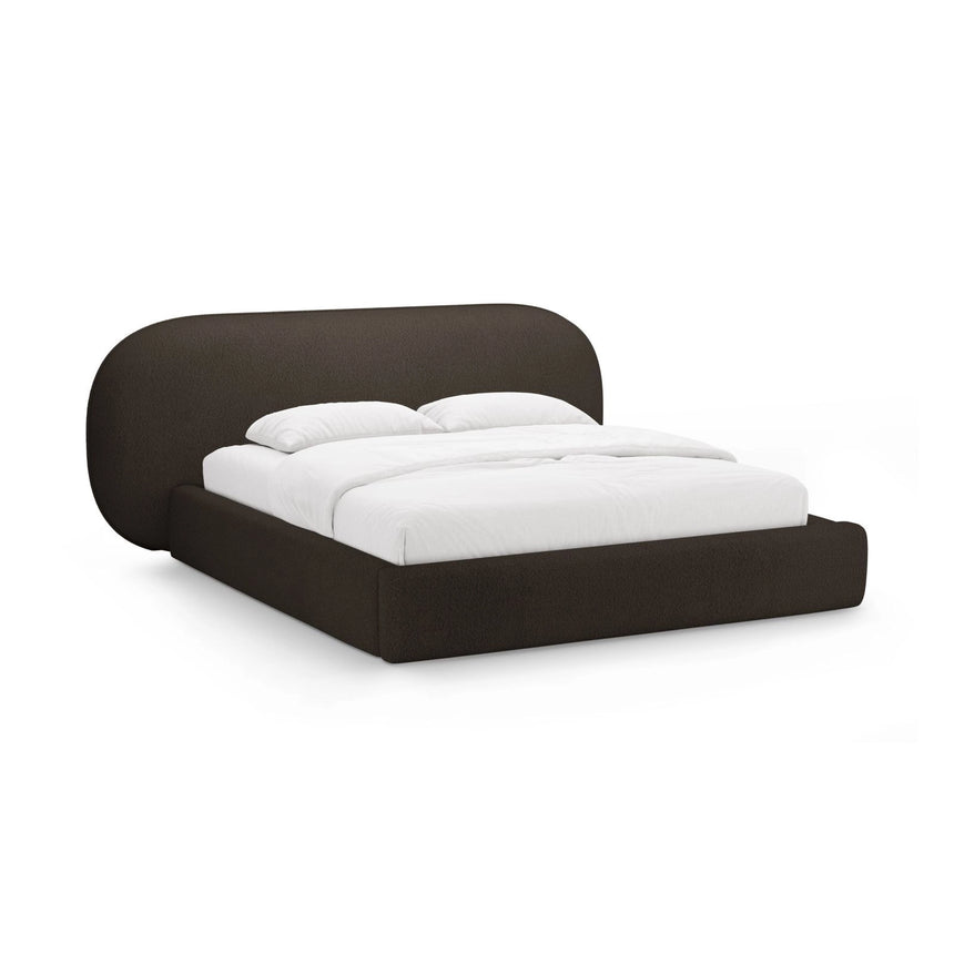 Ovalo Bett mit Kopfteil und Stauraum aus Boucle in Braun (Baloo 2081), 180x200 cm von Micadoni – Bild 1