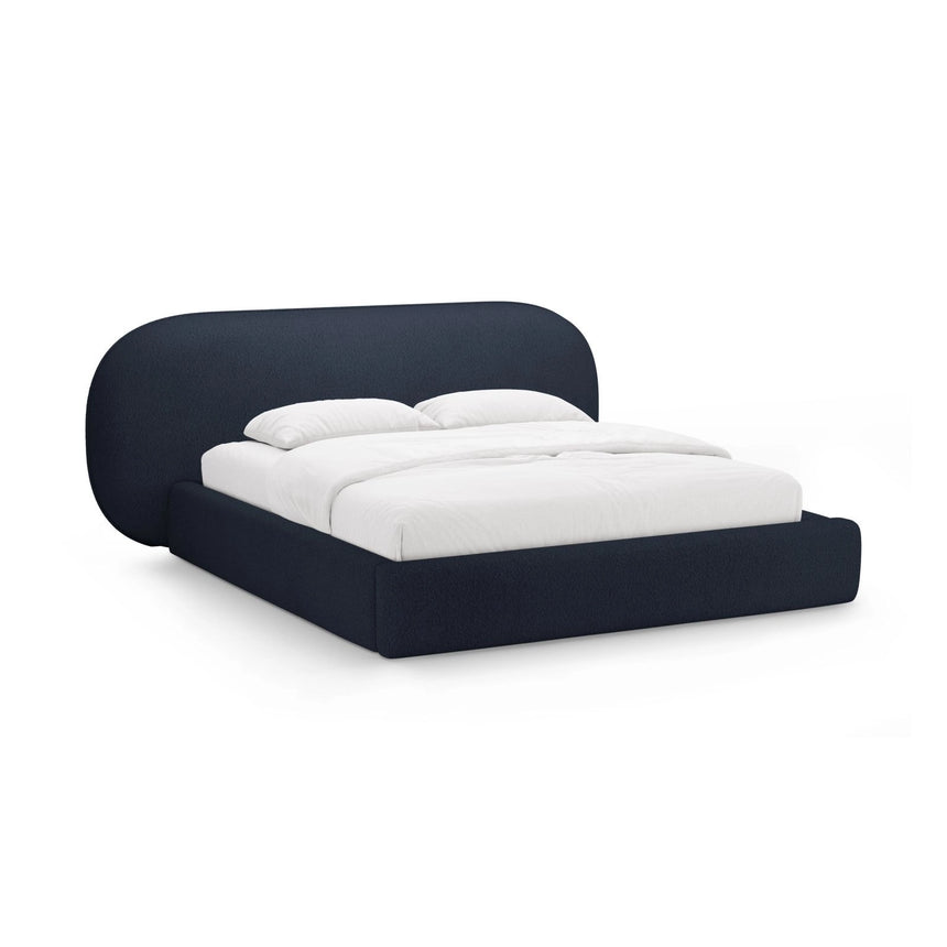 Ovalo Bett mit Kopfteil und Stauraum aus Boucle in Dunkelblau (Baloo 2088), 160x200 cm von Micadoni – Bild 1