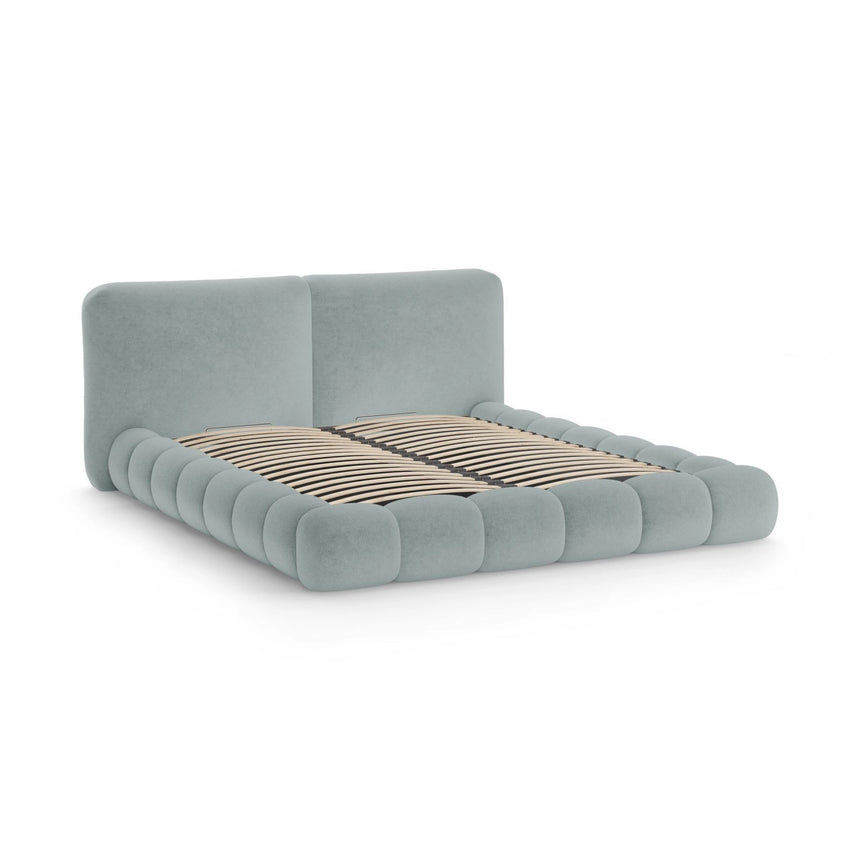 Solange Bett mit Kopfteil und Stauraum aus Chenille in Hellblau (Perfect Harmony 72), 140x200 cm von Micadoni – Bild 6