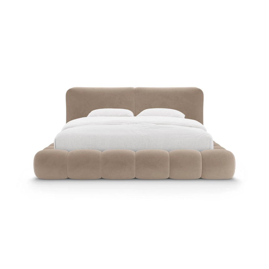 Solange Bett mit Kopfteil und Stauraum aus Samt in Mandelbeige (Magic Velvet 2282), 140x200 cm von Micadoni – Bild 5