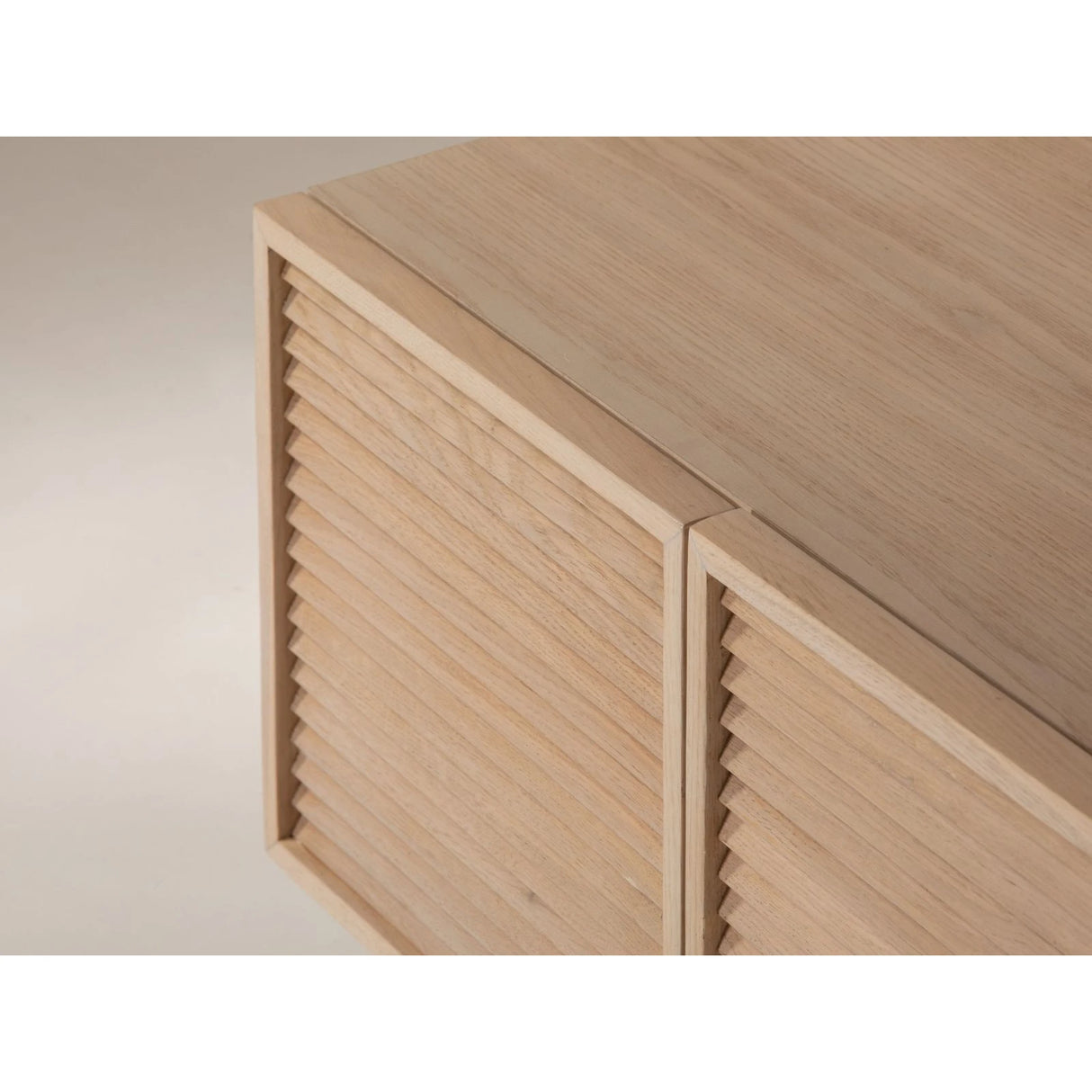 TV-Schrank mit Eichenholzplatte Aires, 160x40x54 cm von Micadoni – Produktbild 5