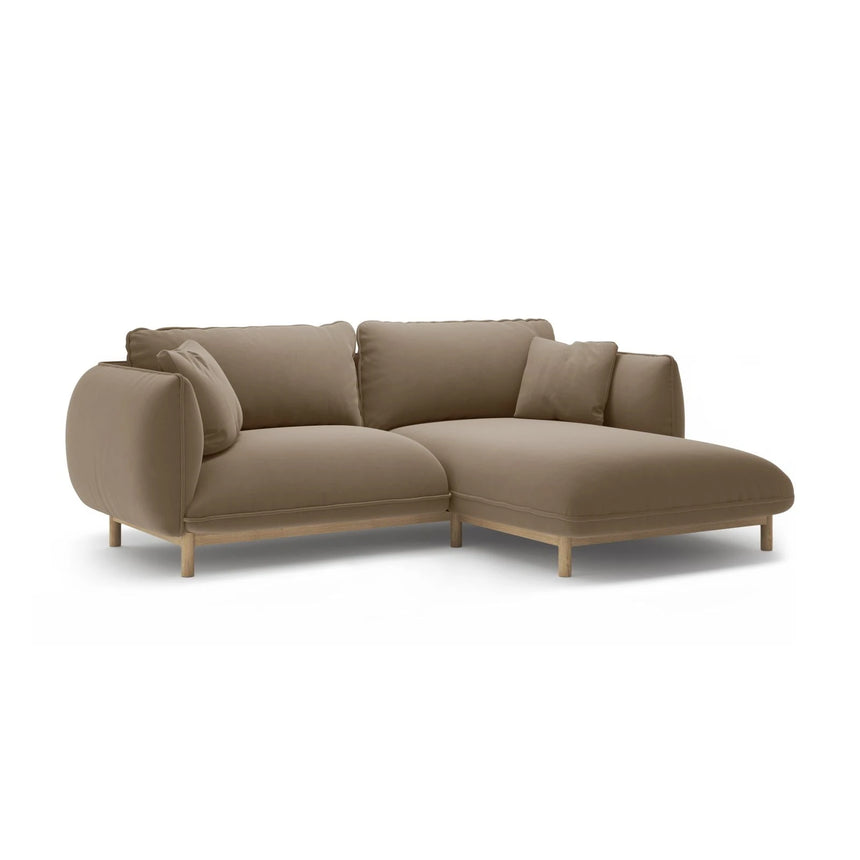 Ada Ecksofa Rechts aus Samt (Casino Taupe) in Hellbraun, 220x179 cm – Bild 3