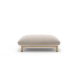 Ada Pouf aus Samt (Casino Pearl) in Leichtes Beige, 95x65 cm – Bild 1