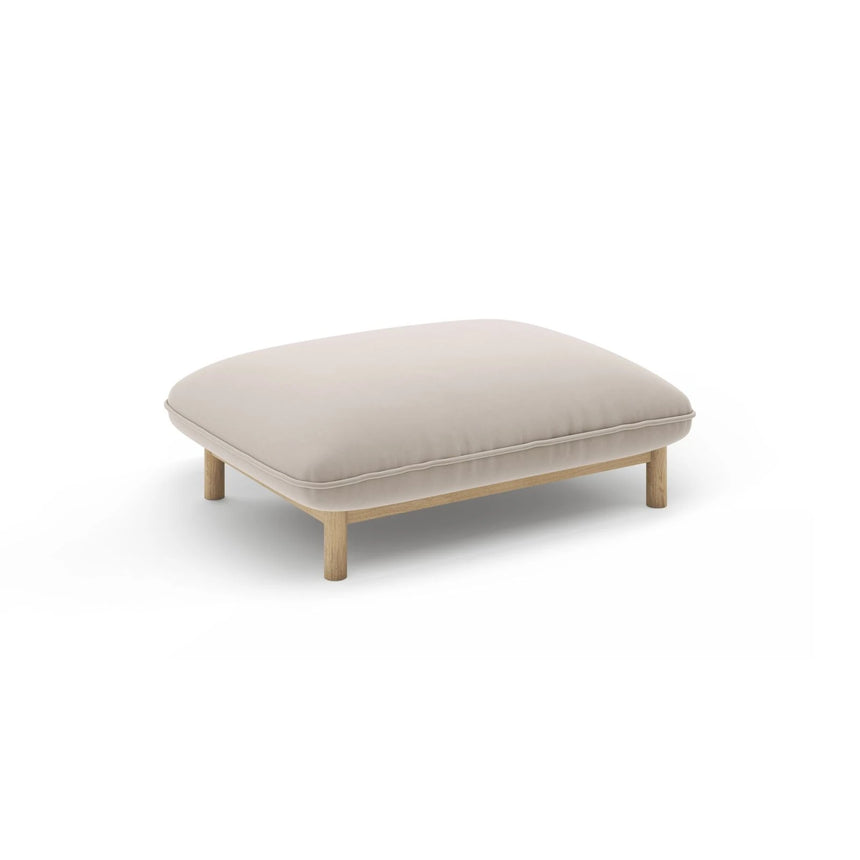 Ada Pouf aus Samt (Casino Pearl) in Leichtes Beige, 95x65 cm – Bild 3