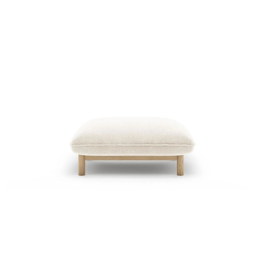 Ada Pouf aus Strukturierter Stoff (Wind 02) in Elfenbein, 80x65 cm – Bild 1