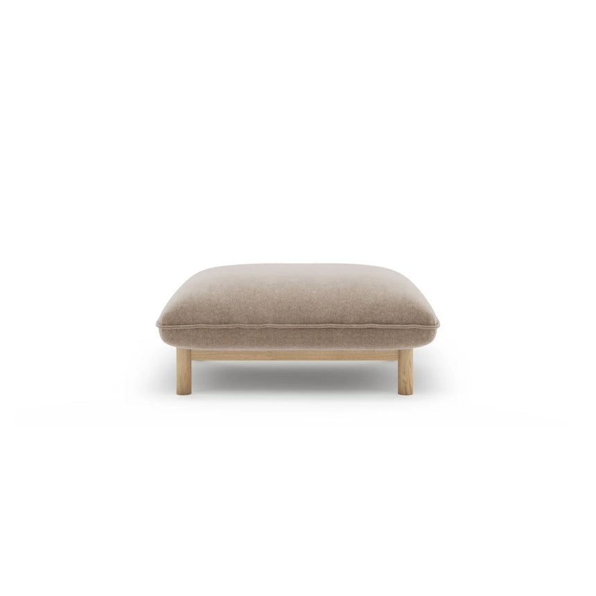 Ada Pouf aus Strukturierter Stoff (Wind 11) in Sand, 80x65 cm – Bild 1