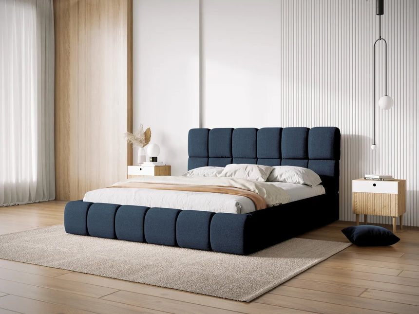 Bellis Bett mit Kopfteil und Stauraum Bezug aus Chenille (Haga86) in Königsblau, 200x200 cm – Bild 1