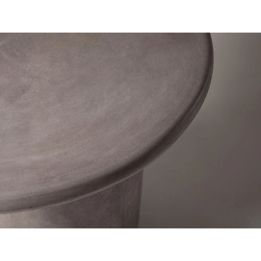 Daria Beistelltisch aus Beton, 55x47x50 cm – Bild 7